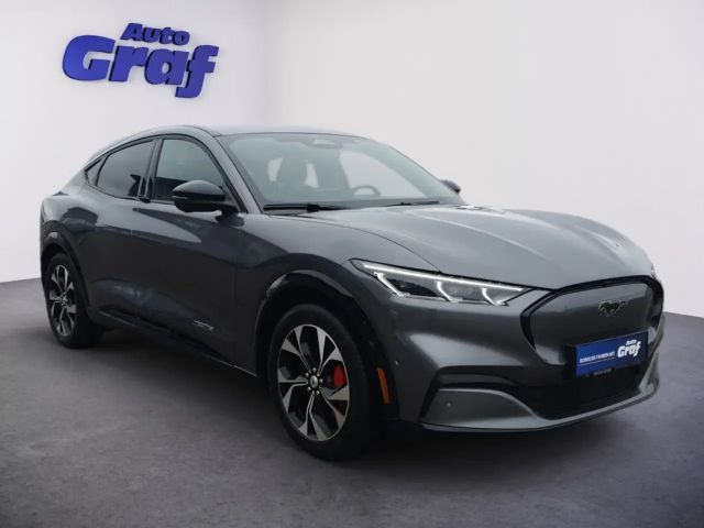 Ford Mustang Mach-E Extended range