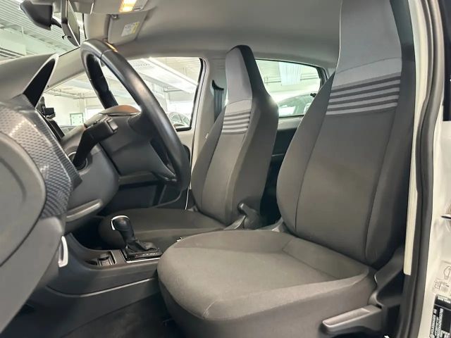 Volkswagen up! Move Move up!