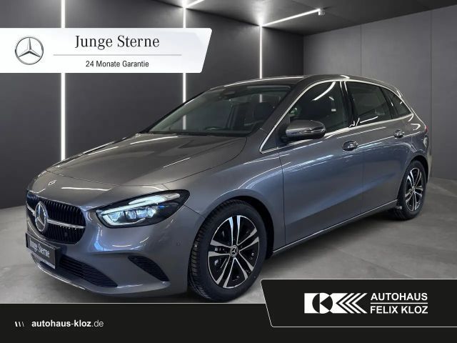 Mercedes-Benz B 200 Progressive Sedan