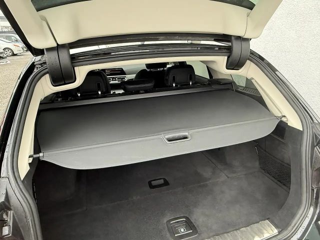 BMW 320 320d Touring xDrive