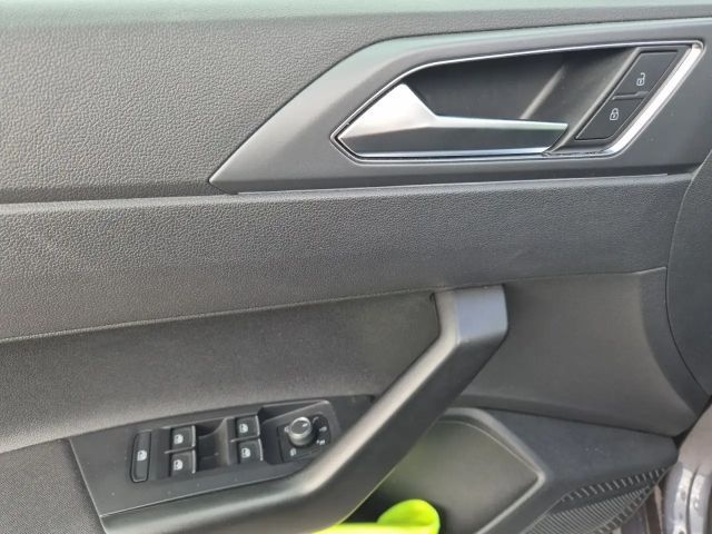 Volkswagen Taigo 1.0 TSI DSG R-Line