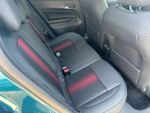 Alfa Romeo Junior Ibrida