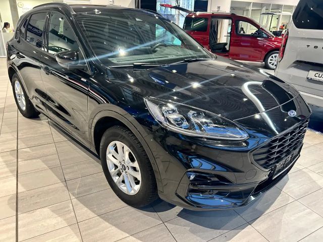 Ford Kuga Plug in Hybrid ST Line X