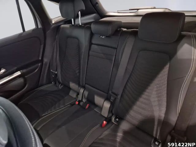 Mercedes-Benz GLA 220 4MATIC Progressive