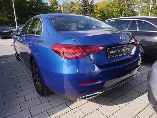 Mercedes-Benz C 180 AVANTGARDE Sedan