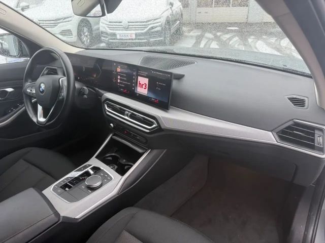 BMW 320 320d Touring xDrive
