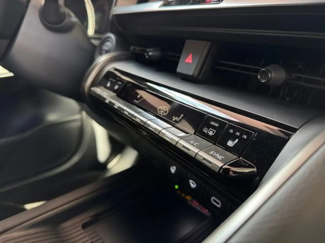 Toyota C-HR Hybride Plug-in Technik