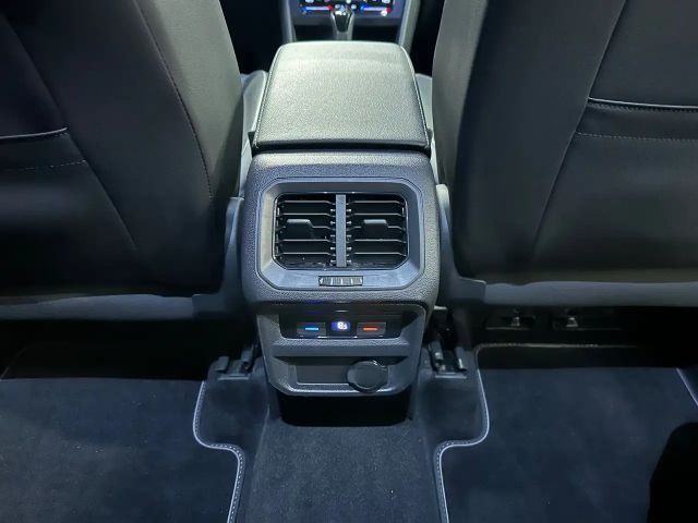 Volkswagen Tiguan 4Motion R-Line Style