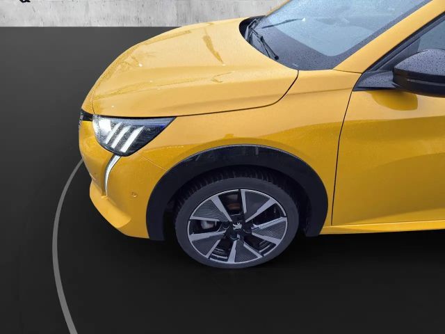 Peugeot E-208 e- 136 (e-)GT Pack Kam.+KeyLess+LED+Navi