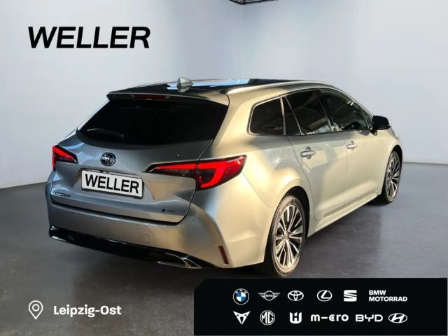 Toyota Corolla Hybride Team D