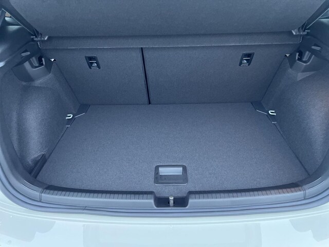 Volkswagen Polo 1.0 TSI DSG R-Line