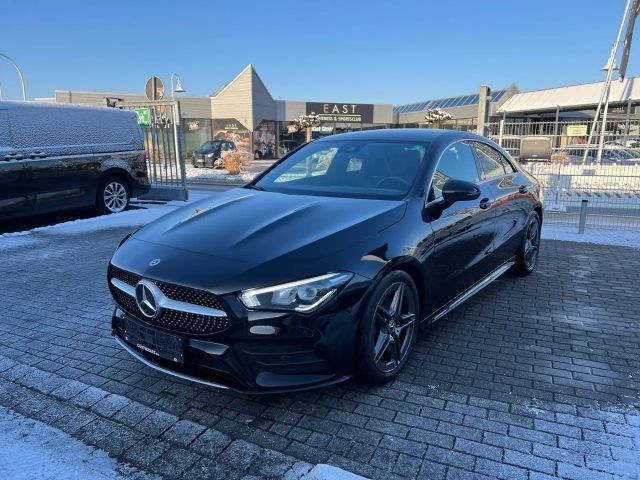 Mercedes-Benz CLA 200 AMG Line Coupé