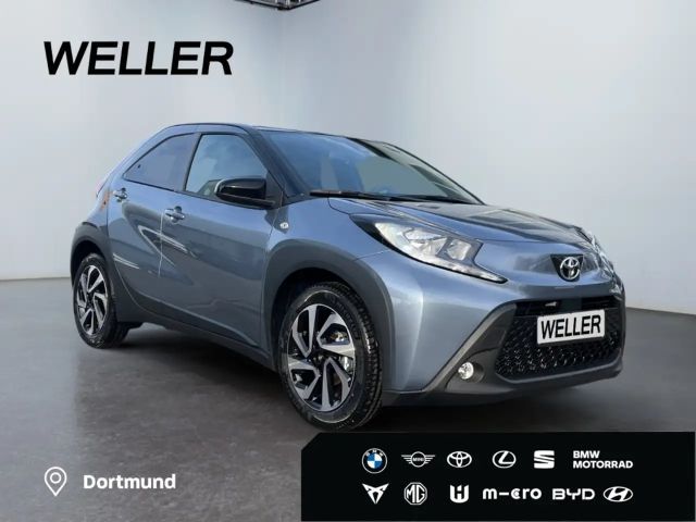 Toyota Aygo X Bi-Tone Hatchback