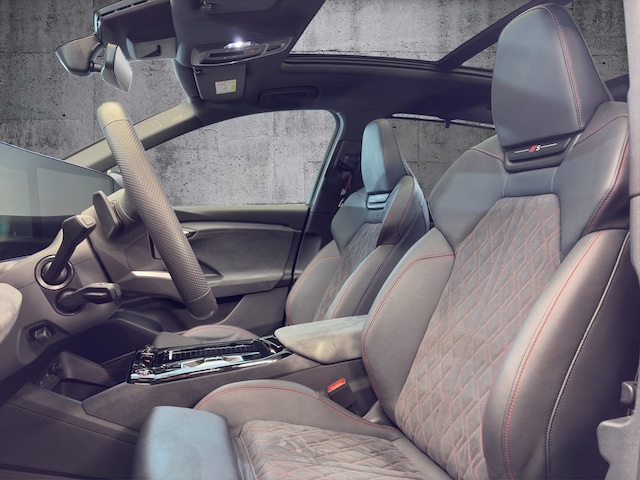 Audi Q6 e-tron Quattro