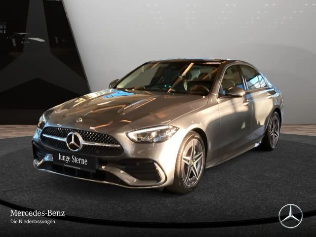 Mercedes-Benz C 200 AMG Line Sedan