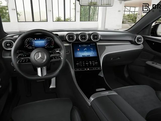 Mercedes-Benz C 300 AMG Line Sedan