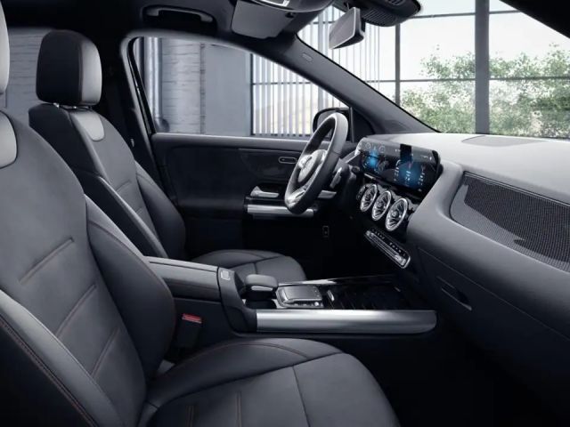 Mercedes-Benz GLA 200 AMG Line