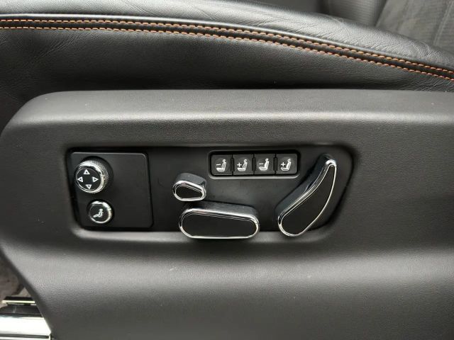 Bentley Bentayga V8