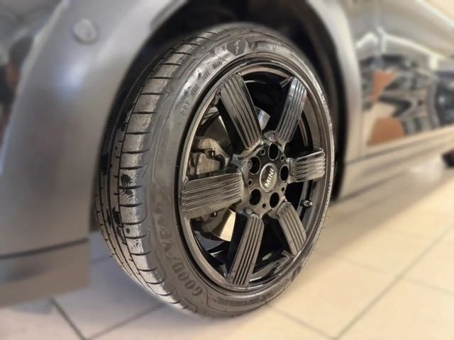 MINI Cooper Cabrio MINI Cooper S Cabrio