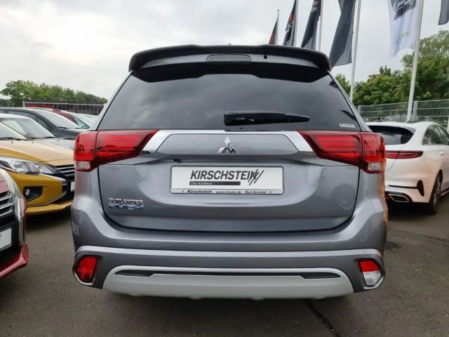 Mitsubishi Outlander AHK WR App-Navi PDC Kamera DAB