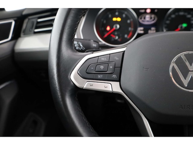 Volkswagen Passat 1.5 TSI Business Variant