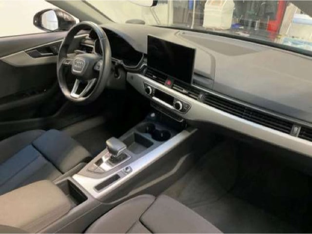 Audi A4 40 TFSI Avant S-Line S-Tronic