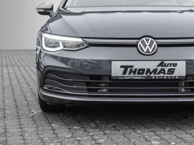 Volkswagen Golf Style