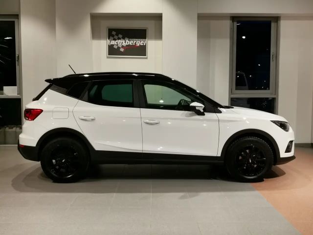 Seat Arona Style