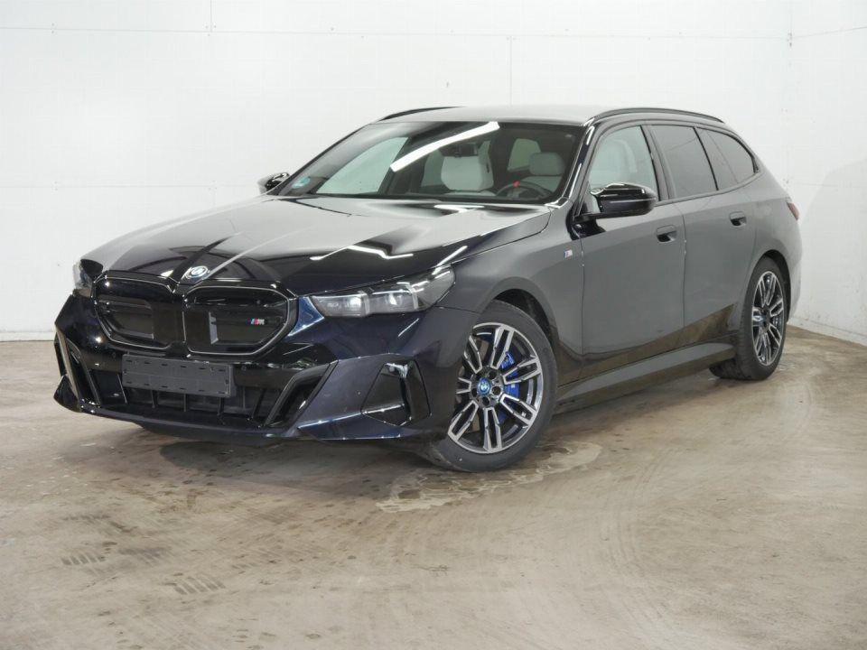 BMW i5 M60 Touring xDrive