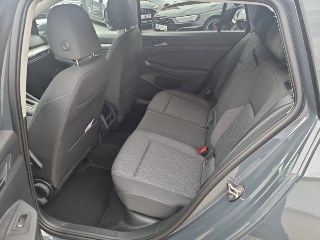 Volkswagen Golf 2.0 TDI DSG Move Variant