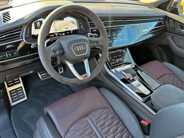 Audi RS Q8 Performance