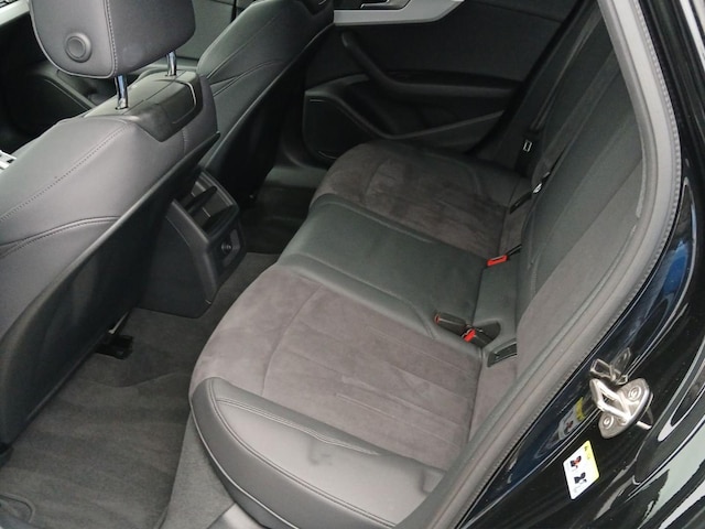 Audi A4 45 TFSI Avant Quattro S-Line S-Tronic
