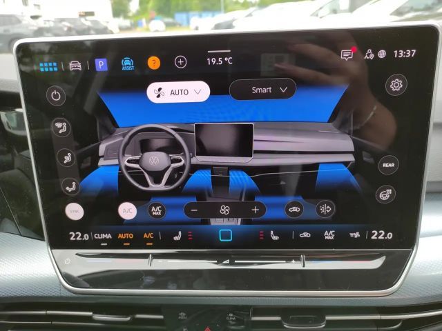 Volkswagen Golf 1.5 eTSI DSG