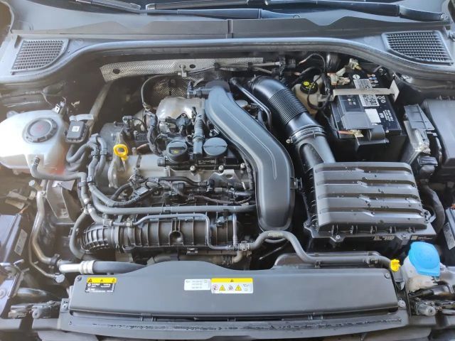 Volkswagen Golf 1.5 TSI Golf VIII Life