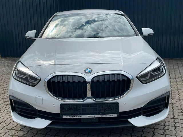 BMW 116 116i 5-deurs Sedan