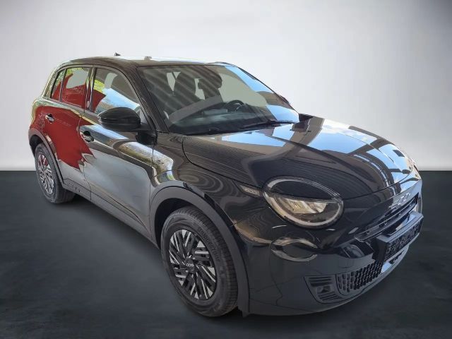 Fiat 600e Elektro MY25 115kW (156PS) "RED"