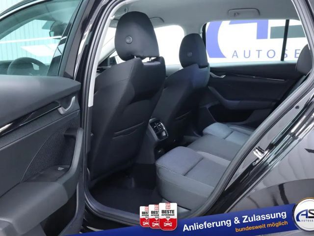 Skoda Octavia Combi Selection