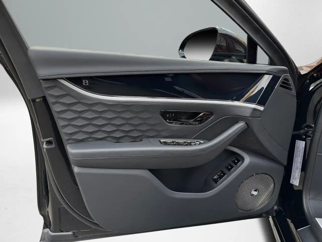 Bentley Flying Spur Hybrid V8