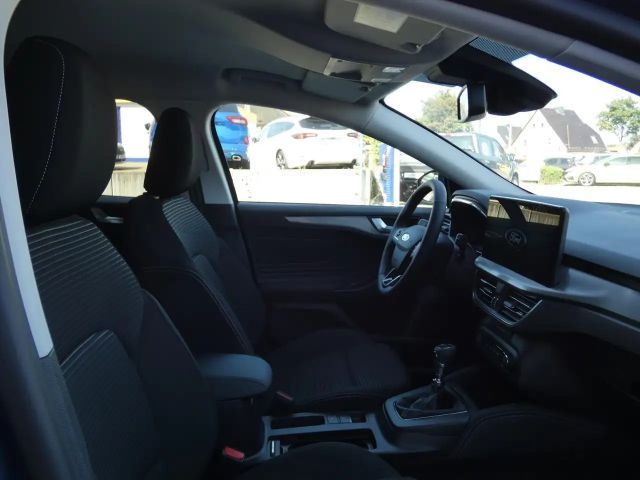 Ford Focus Titanium Wagon