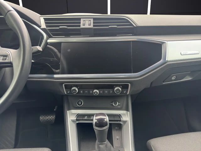 Audi Q3 35 TDI S-Tronic