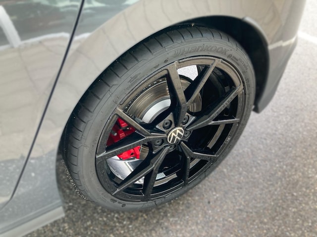 Volkswagen Golf 2.0 TSI DSG Golf VIII