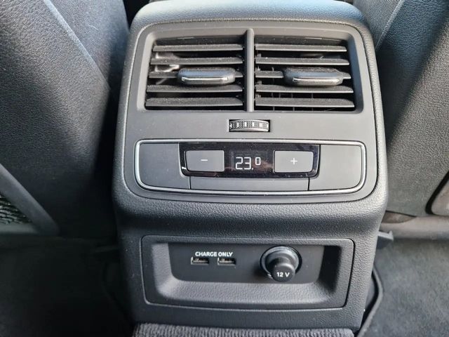 Audi A4 40 TDI S-Line S-Tronic Sedan