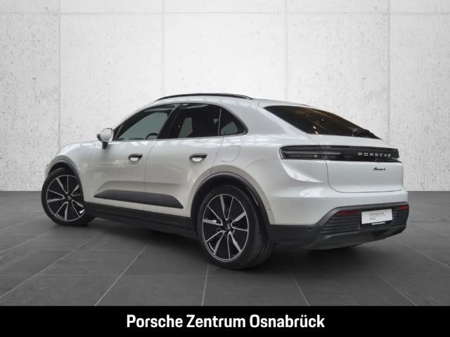Porsche Macan 4