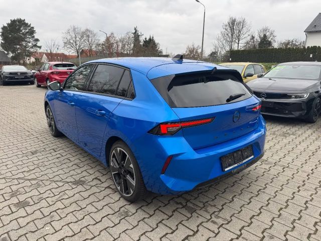 Opel Astra GS-Line Grand Sport