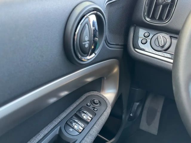 MINI Cooper Countryman DKG Classic 2 JAHRE GARANTIE