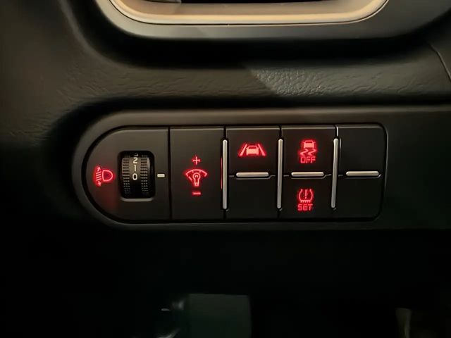 Kia Ceed GDi Play Titan