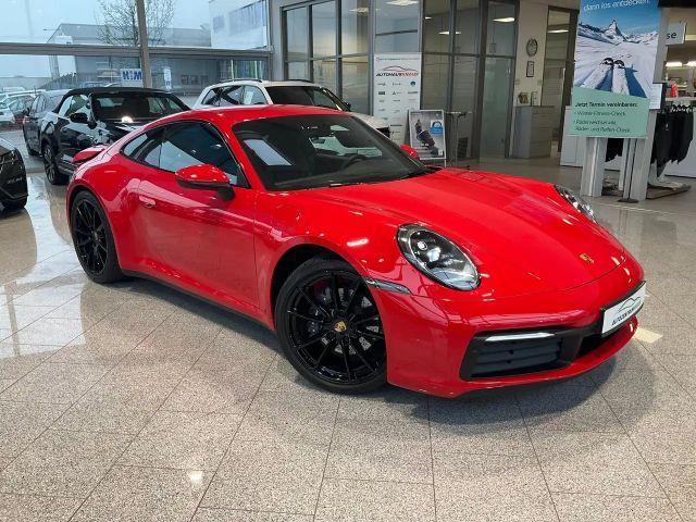 Porsche 992 4 Carrera Coupé