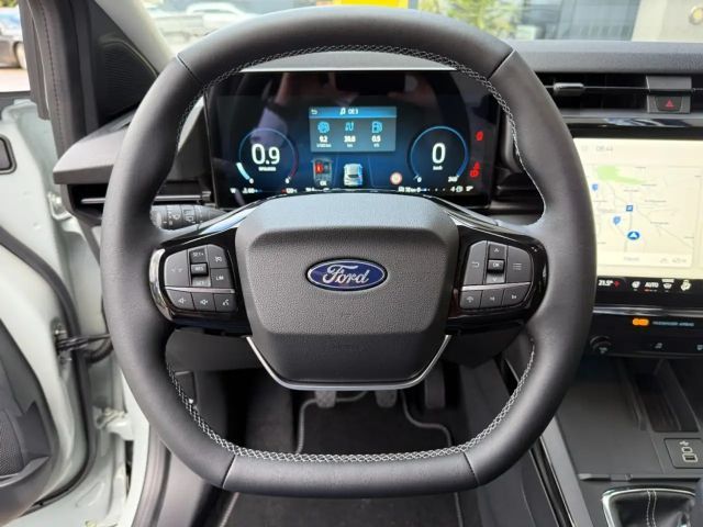 Ford Puma EcoBoost Titanium