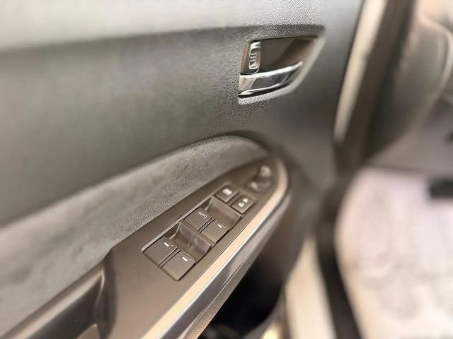 Suzuki Vitara AllGrip Flash Hybrid