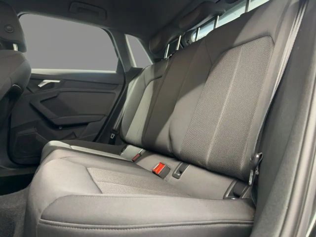 Audi A3 30 TFSI Sedan